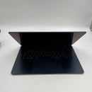Macbook Air 2024 15.3 inci Hitam Apple M3/ RAM 16GB/ SSD 256GB Baterai 99% Siklus Pengisian Daya 100% BPTN 