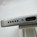 iPhone 17 256GB Putih 100% Fullbox Versi Internasional dari DCM (Tidak menggunakan SIM DCM) - HH8723 