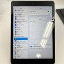 iPad Gen 7 10.2" 32GB Space Gray Wifi 98% pin từ 90% (Có xước - bụi màn - lưng móp - ĐBH)