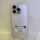 iPhone 15 Pro 128GB Putih Titanium 98% baterai 86% Versi internasional dari AU (Tidak menggunakan SIM AU - 0,5x noda, layar tergores) - HH2559 