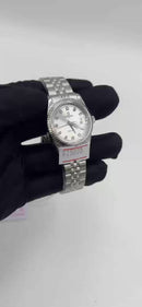 Jam tangan kuarsa wanita Carnival 8131L 