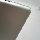 iPad Generasi ke-8 2020 10,2 inci 32GB Perak 4G + Wifi Baterai 98% (dari 80%) dari Australia (goresan di bagian belakang, goresan di tepi, debu di layar, penyok di tepi) 