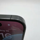 iPhone 15 Pro 256GB Hitam 98% baterai 87% Versi internasional dari AU (Tidak menggunakan SIM AU - goresan cat di tepi, perubahan warna di bagian belakang, noda 0,5x/3x) - HH7140 