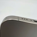 iPhone 15 Pro 128GB Kondisi Asli 98% Baterai 86% Versi Internasional dari DCM (Tidak menggunakan SIM DCM - Goresan kecil 0,5x, bezel tergores, bezel kamera tergores) - HH7932 