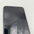 iPhone 11 Pro Max 256GB Hijau, kondisi 98%, baterai 100%. Paket data seluler sudah lunas, berfungsi seperti perangkat Apple internasional (Baterai sudah diganti, terdapat goresan pada bezel, bezel kamera, dan layar). - HH6743 