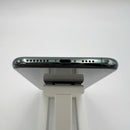 iPhone 11 Pro Max 256GB Hijau, kondisi 98%, baterai 100%. Paket data seluler sudah lunas, berfungsi seperti perangkat Apple internasional (Baterai sudah diganti, terdapat goresan pada bezel, bezel kamera, dan layar). - HH6743 