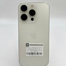 iPhone 15 Pro 128GB Putih Titanium 98% baterai 85% Versi internasional dari AU (Tidak menggunakan SIM AU - goresan pada bezel, goresan pada kaca belakang, perubahan warna pada bagian belakang, goresan pada layar) - HH6106 