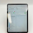 iPad Pro 2018 11 inci 64GB Perak 4G + Wifi Baterai 98% (dari 85%) Versi Apple Internasional (tergores - hanya berfungsi dengan kartu SIM Vietnam) 