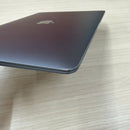 MacBook Air 2020 13.3" Space Gray M1/8GB/256GB Baterai 99% Siklus Pengisian Daya 93% BPTN 