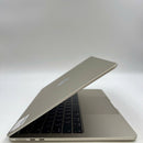 Macbook Air 2024 13.6 inci Putih Apple M3/ RAM 8GB/ SSD 256GB Kondisi 98% (sudah diisi daya 39 kali) 