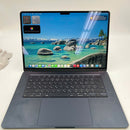 MacBook Air 2023 15.3" Starlight M2/ RAM 8GB/ SSD 256GB Baterai 99% Siklus pengisian daya 100% BPTN (goresan di bagian tepi) 