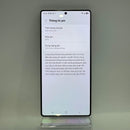 Samsung Galaxy S25 Ultra baru, lengkap dengan kotak aslinya. 